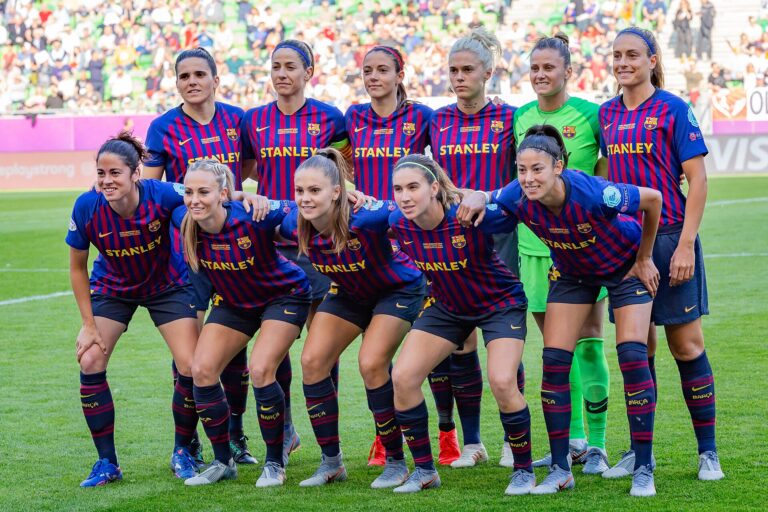 El Barça arranca la pretemporada con victoria (3-1) ante Montpellier en un Johan Cruyff con eclipse
