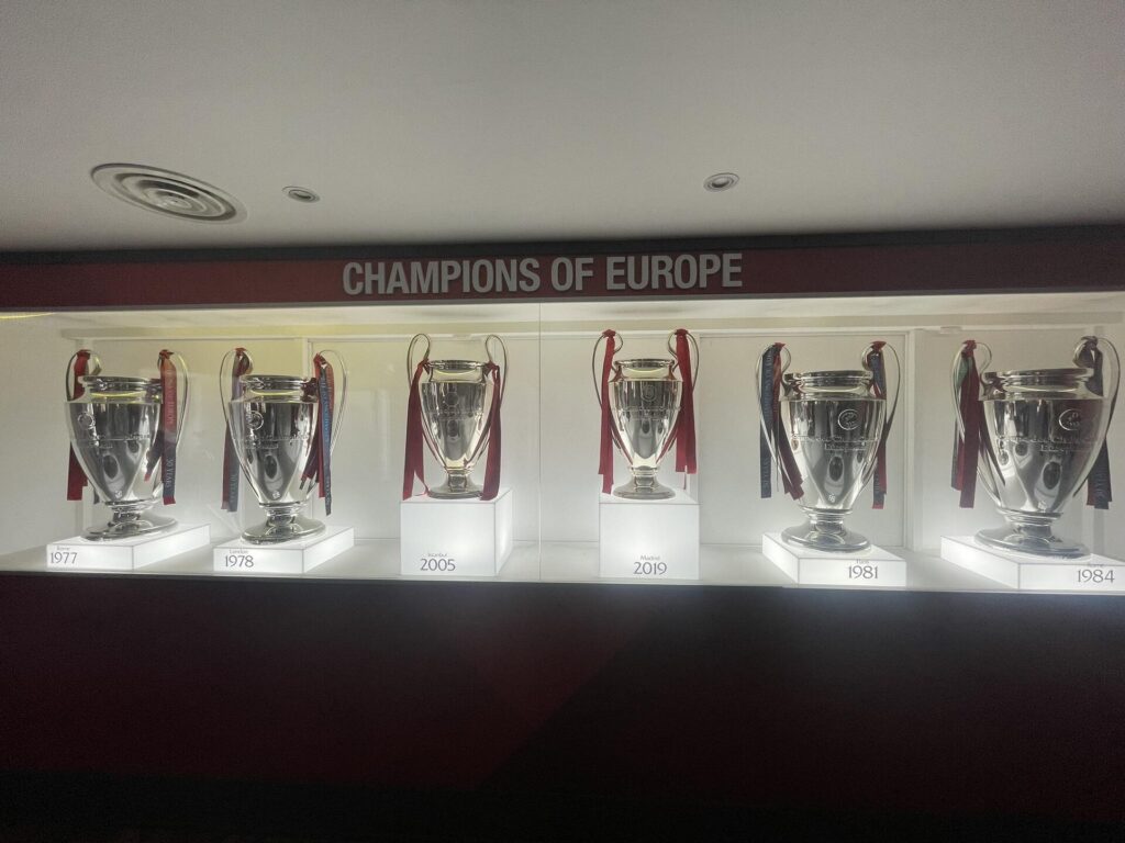 6 UCL trophies that Liverpool FC won.jpg