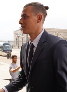 Andriy Lunin, Real Madrid, 2022.jpg