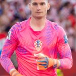 El Barça sopesa el fichaje del portero Dominik Livaković, según Fabrizio Romano