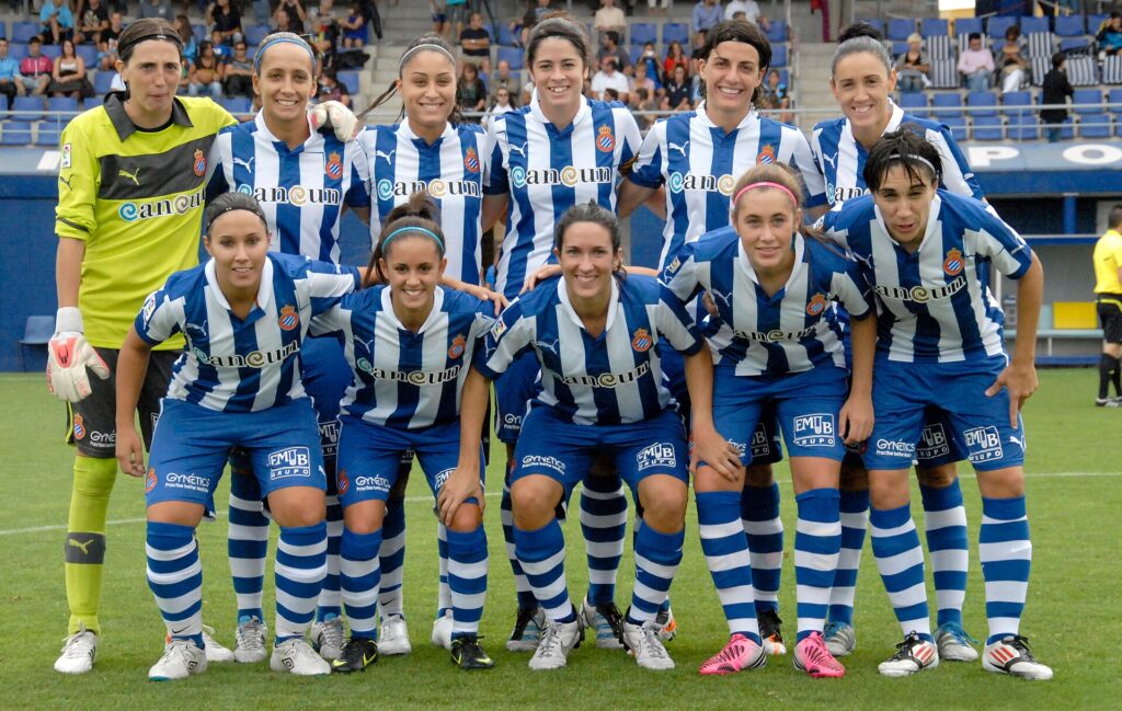 Equip femení Espanyol.jpg