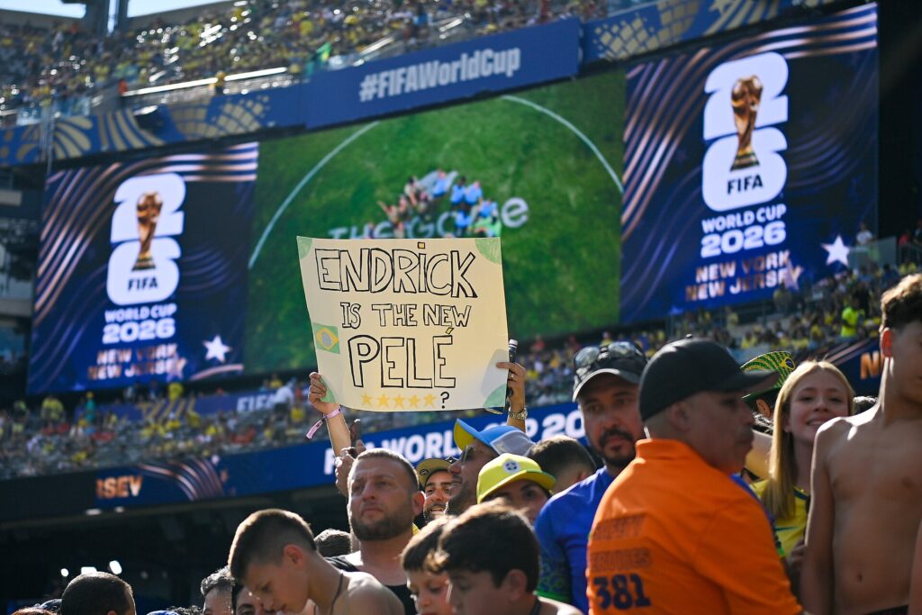 Fans at 2026 FIFA World Cup by YantsImages 03.jpg