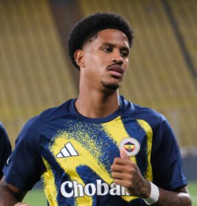 Jayden Oosterwolde 24 Fenerbahçe 20260805 (2) (cropped).JPG