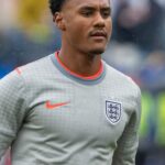 Al Hilal presenta una oferta de 45 M€ al Aston Villa por Ollie Watkins, según Fabrizio Romano