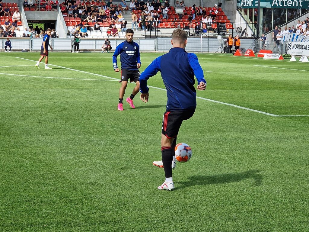 Vejle Boldklub - FC København, 29. July 2023 - opvarmning.jpg