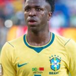 Mourinho subraya la importancia de la renovación de Vinicius, según Fabrizio Romano