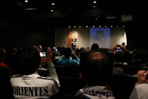 Encuentro con peñas del Real Madrid