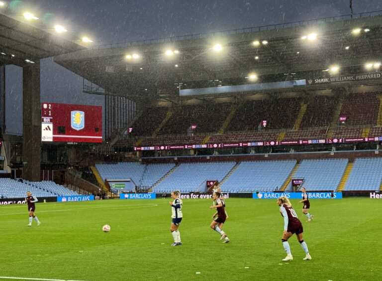 VillaPark rain.jpg