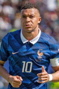 Kylian Mbappe France v Senegal 16 June 2026-391 (cropped).jpg